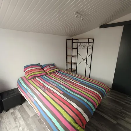 Holiday home Maison Sur - 500m De La - 4-5 Personnes *